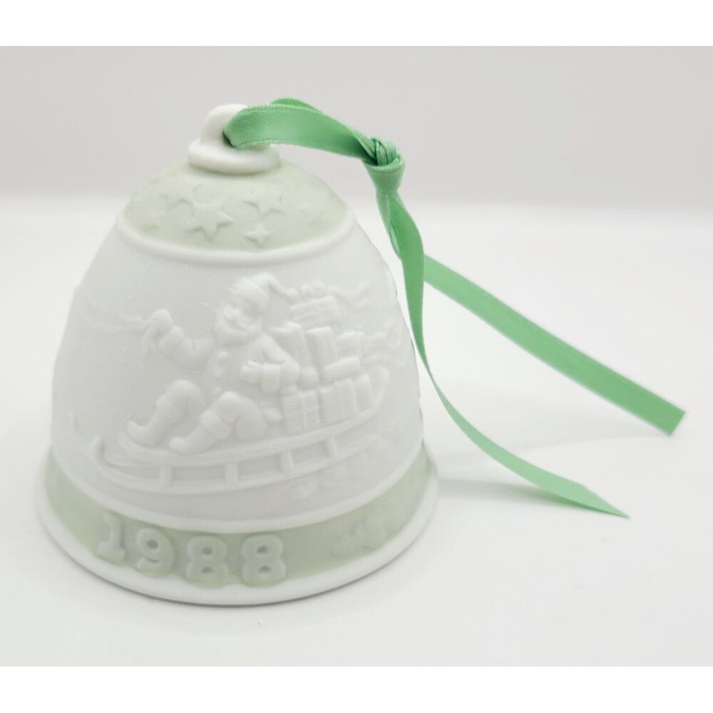 Lladro 1988 Porcelain Christmas Bell With Santa & Reindeer Motif White & Green